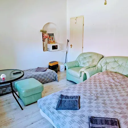 C2 Apartman Siofok Room photo